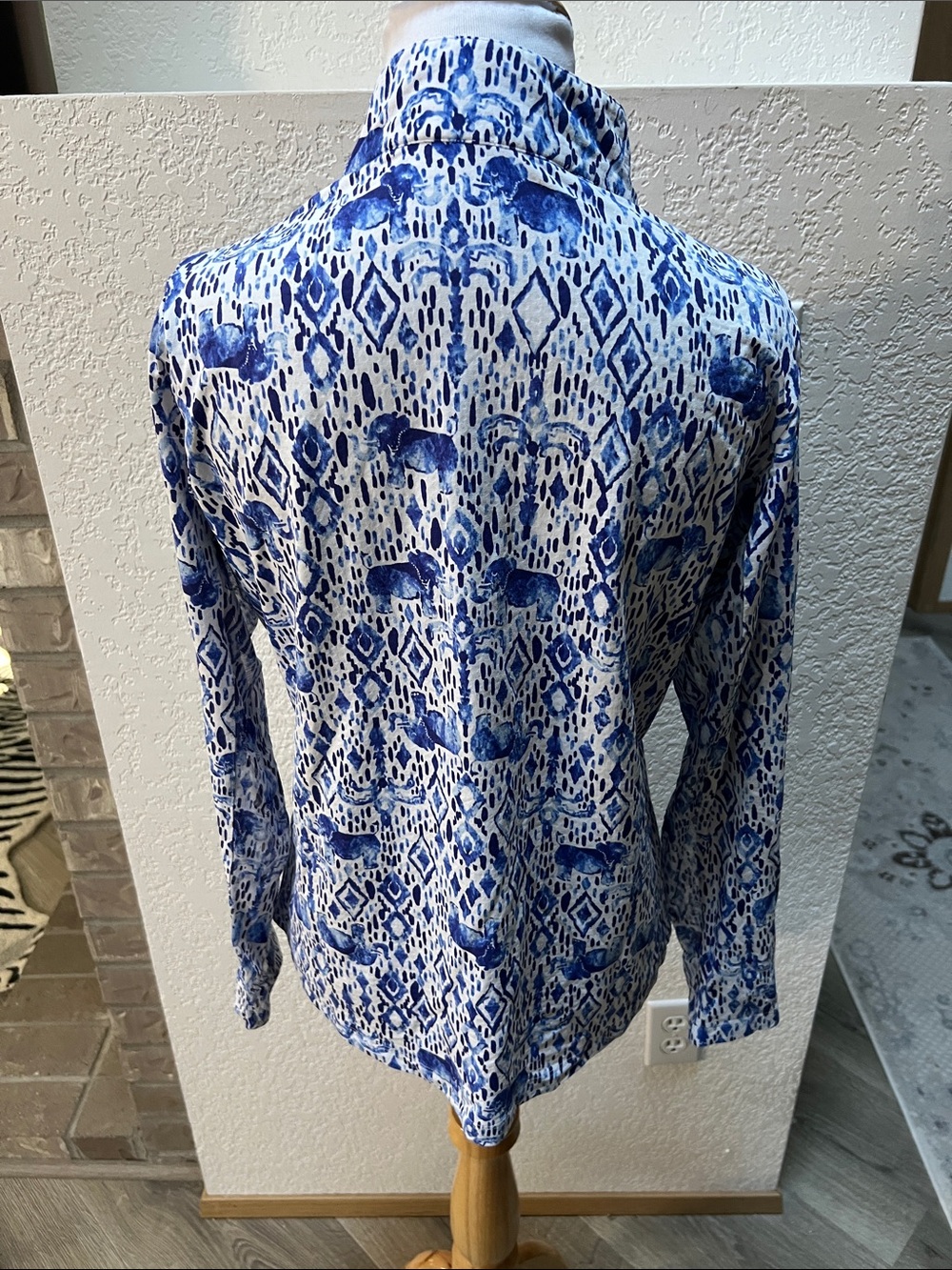IBKUL Kendra Sun Protection 1/4 Zip Pullover Long Sleeve Elephant Print Blue L - Picture 6 of 8